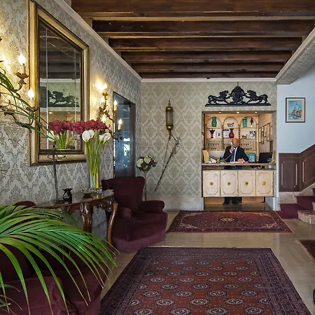 Bel Sito E Berlino Otel Venedik