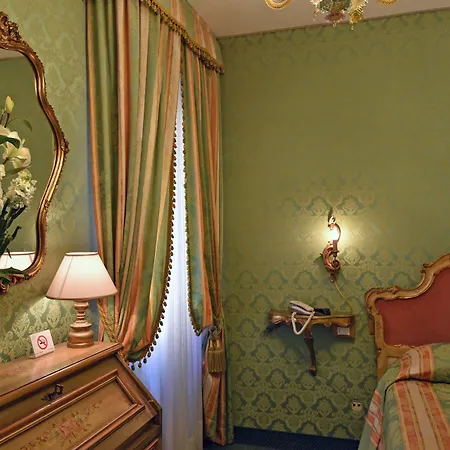 Bel Sito E Berlino Otel 3*