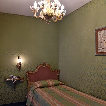 Hotel Bel Sito E Berlino 3*